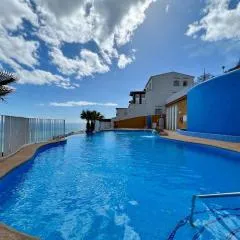 Apartamento con vistas al mar Cumbre del Sol by Alterhome
