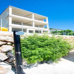 Apartment in Supetarska Draga by the Beach