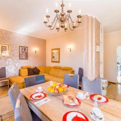 Apartment in Medulin with Sea View and Beach