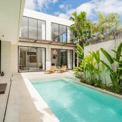 Minimalist Luxurious 3 Bedroom in Canggu