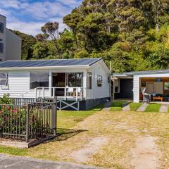 Dream View Waterfront - Paihia Holiday Home