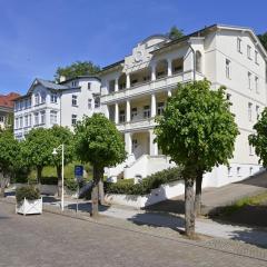 Ferienwohnung-2-Villa-Celia-Sellin-strandnah-fuer-6-Personen