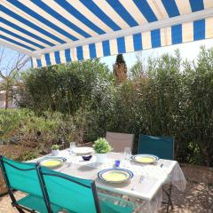Studio Cabine 4 pers RDC avec Piscines, Terrasse, Proche Mer et Commerces - FR-1-307-36