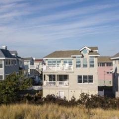 Ocean Front, Wi-Fi, Atlantic Views, 10 Beach Badges And Chairs, Outdoor Shower, Jacuzzi-Jet Tub, Decks Ping Pong Table, Private Yard,ship Bottom,