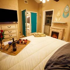 Amazing "NEW" Cottage Hot Tub Minutes To Beaches - Coastal Comfort Awaits