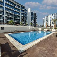 Sleek Studio in Azizi Riviera Modern and Cozy Stay