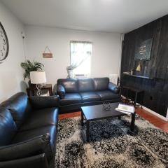 Cozy Apartment- Quick Walk to Boardwalk & Casinos