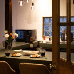 ナカノコミチ Nakanokomichi