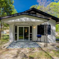 Secluded House Close to Sav Airport