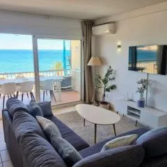 La Caracola II Beachfront & City Center Apartment