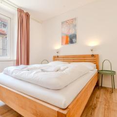 Whats-App Self-Check-IN - vibrant City Life in Graz