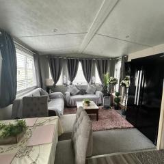 VerbKin 6 Berth Caravan Holiday St Osyth Clacton-on-sea - 3 bedrooms