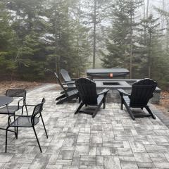 The Hangout Haven - Theater, Hot tub, Pickleball, Ping pong, Firepit