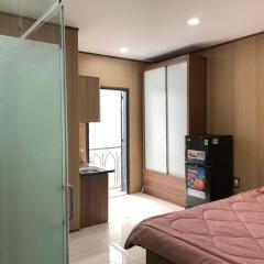 Lunaria Maison- Lucy House