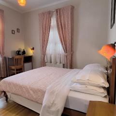 Venetula's Rooms - Kirkiri