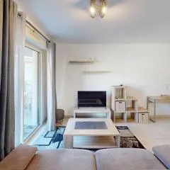 Superbe T2 refait à neuf avec balcon vue montagne à un arrêt de Monaco