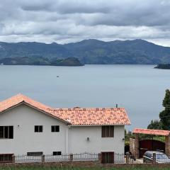 Cabaña Valle De La Laguna, jacuzzi y vista al Lago