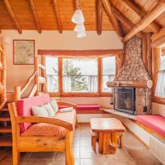 MICHAY Cabaña E en la base del cerro Catedral con vistas