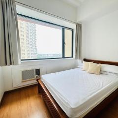 Ace Suites by the WaterSpa - Budget Family Room