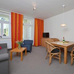 Ferienwohnung-6-mit-Sauna-WLAN-6-Pers-Sellin-auf-Ruegen-Villa-Celia-200-m-vom-Strand-entfernt