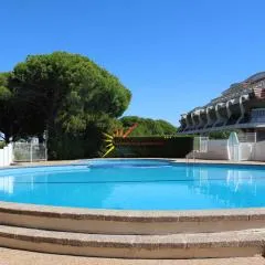 Studio 0233, Port Camargue, Piscine, WiFi, Parking, 2 personnes