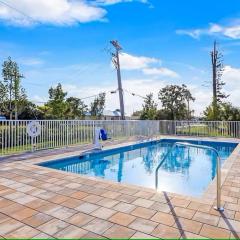 Gulf Access with Boat Slip, Heated Saltwater Pool, Dog-Friendly - Bacino Vista #206 - Roelens