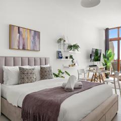 Cozy Sea View Studio Palm Views West at Palm Jumeirah