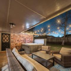 Luxury 4br Okc Retreat W Hot Tub & Pool Table