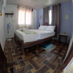 Hospedaje Yosi & Pixvae Tours