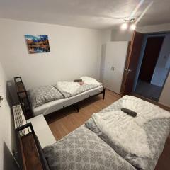 Gemütliches Messe Zimmer 2-Bett