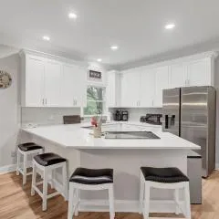 Grand Pavilion 09 by Wild Dunes, Luxury Home