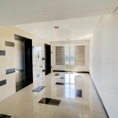 OYO Life 92874 Apartement Grand Sentraland Karawang By Red Dragon