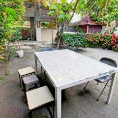OYO Life 93257 Kos Anugerah