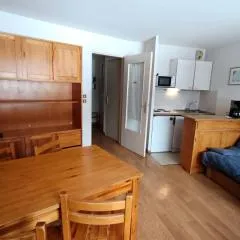 Résidence Ferme D'augustin - Batiment D - Appartement 4/6 personnes - Skis aux pieds MAE-9154