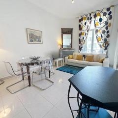 2 bedroom Forville. 8 mins from the Palais. 328