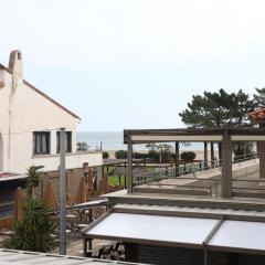 Grand studio 4 50m de la plage pour 4