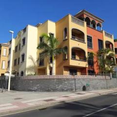 Modern Apartment in Adeje, 65 sqm, Year-Round Pool