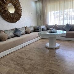 Sakana bleu appartement en petite résidence familiale en front de mer