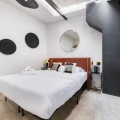 2 pieces Belleville refait neuf 6 pers - paris 19
