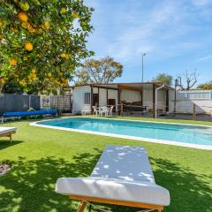 Sunny 3BDR Apt with Pool in Ferreiras by LovelyStay