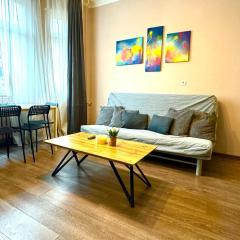 Superb 2 Bedroom Top Central Apartment