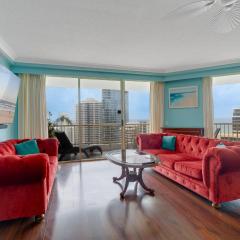 Stylish 1BR Beachside Escape - Heart of Gold Coast