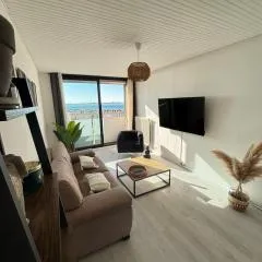 Grand T2 cosy et lumineux face à l'étang