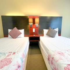 KK City Centre Ming Garden 2pax Twin Studio