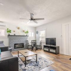 Downtown Hideaway 1-Bedroom Bungalow