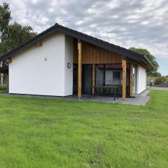 N8 Eingezäuntes Ferienhaus in Eckwarderhörne