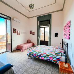 TocToc Apartment - Big Apartment with Two Rooms in Center