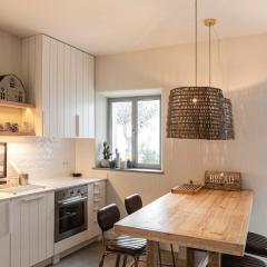 Charming Design House In Montijo With Garden - 45