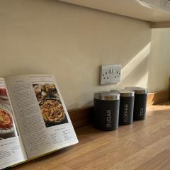 2 BD House, near City Center