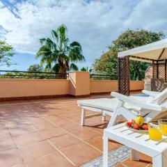 Siroko Penthouse at the beach